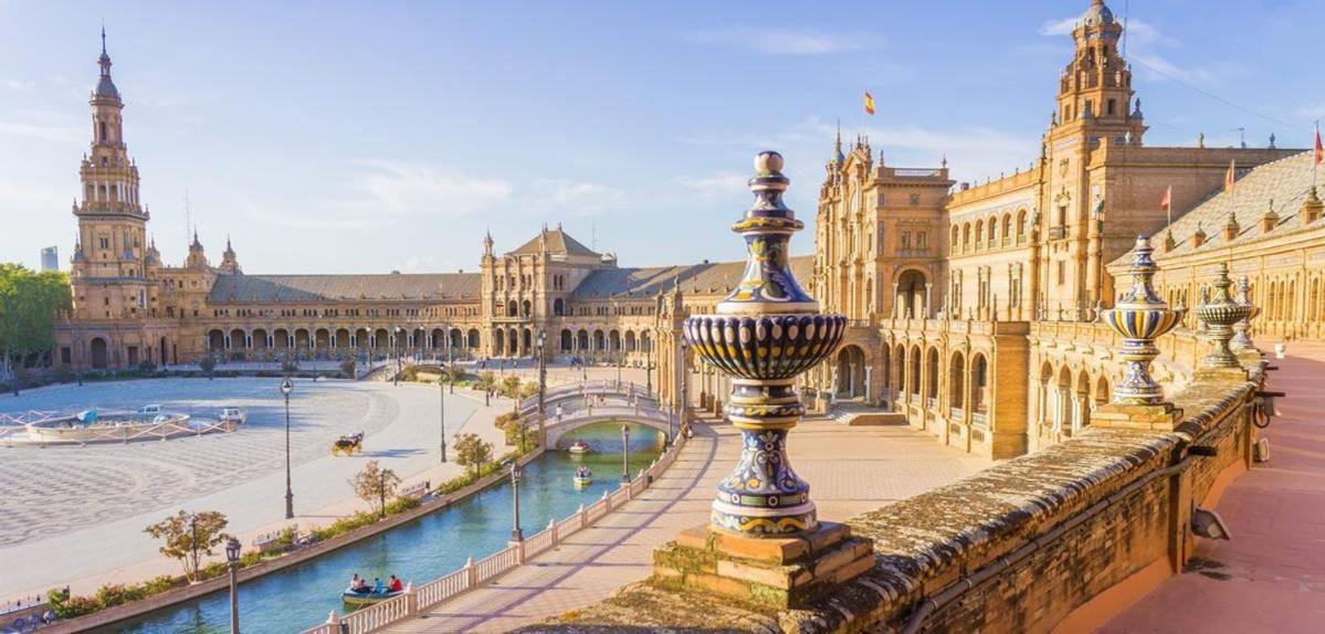 Plaza Espana, Acogedor Apartamento Con Patio セビリア エクステリア 写真